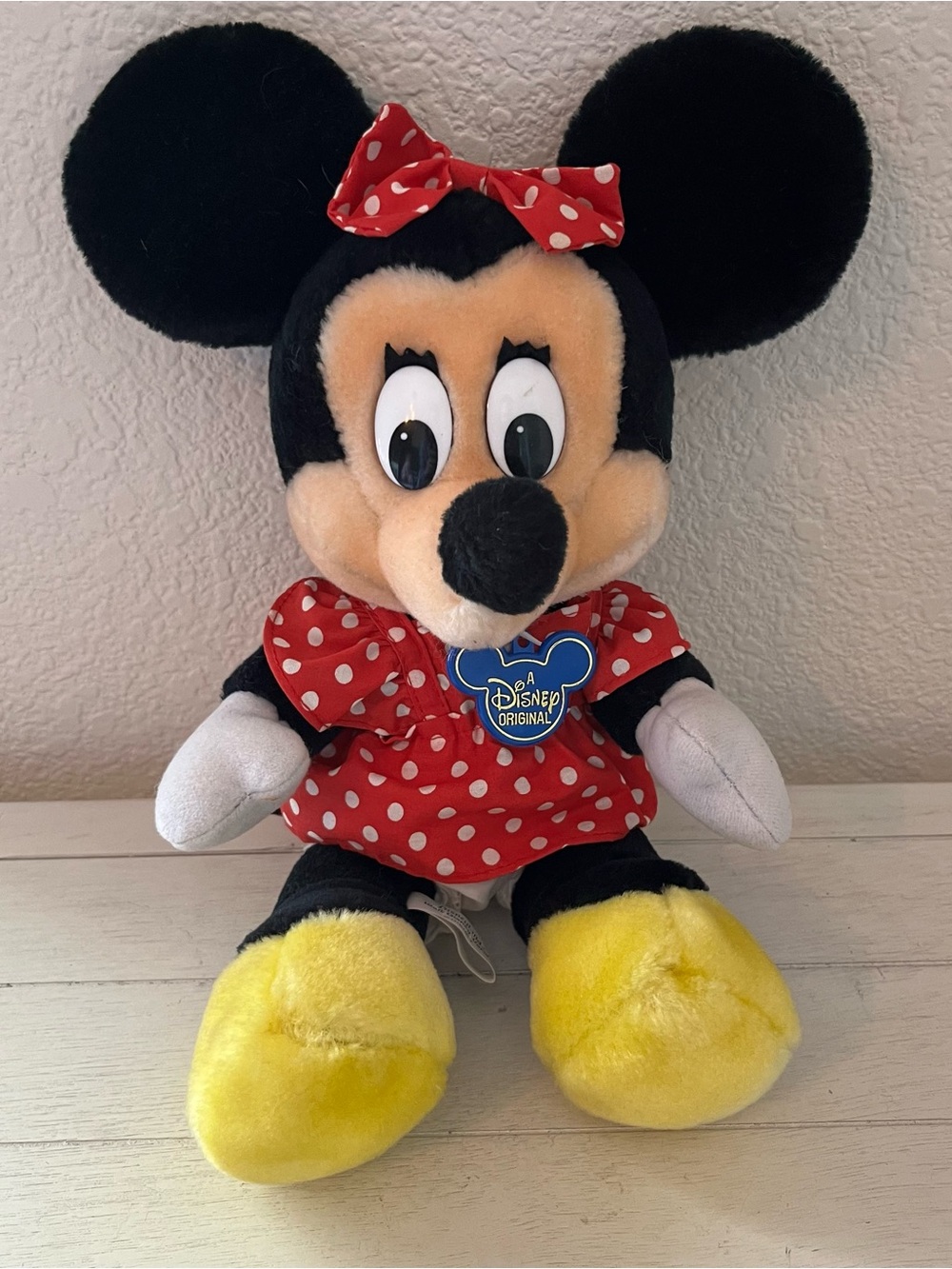 Vintage Minnie Mouse Plush Doll Stuffed Animal Toy Disneyland Walt Disney World